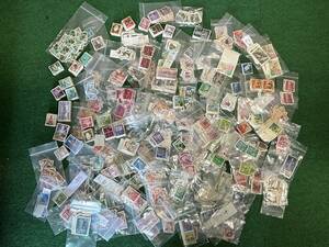 普通使用済み切手　6000枚ぐらい　種類様々　慶弔切手、コイル切手あり