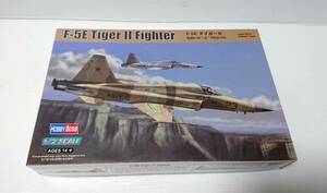 未組立　HOBBY BOSS 　輸入発売元　童友社　プラモデル　F-5E タイガーII アメリカ空軍 　DOYUSHA