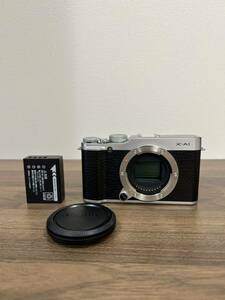 FUJIFILM フジフイルム X-A1 ボディ シルバー