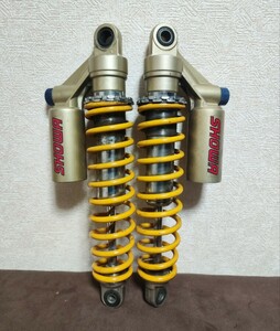 美品 汎用 CB400SF NC42 NC39 NC31 ゼファー Z750 ZRX GSX400 GSX250S XJR SHOWA ショーワ リアサス リヤサス