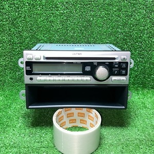 ホンダ　純正　CD　プレイヤー　CDF-R9011　金具、小物入れ付　現状品