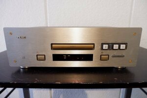 310 TEAC VRDS-7 CDプレーヤー