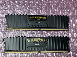 CORSAIR VENGEANCE LPX DDR4 メモリ DDR4-3200Mhz 16GB×2枚 32GB　動作品ですが訳あり品。コルセア