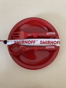 送料込 未使用 非売品 smirnoff スミノフアイス カトラリーセット 皿 スプーン フォーク 4枚×4本 ピクニック キャンプ アウトドア BBQ