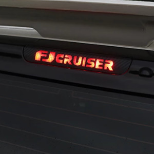 【FJクルーザー】ブレーキライトステッカー1個 トヨタ 保護ステッカー 防水 取り付けが簡単 外装 ストップライト カスタマイズ 装飾