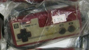 希少 絶版品 任天堂 純正部品 ファミリーコンピュータ 専用コントローラー ファミコン コントローラー2 2コン #754