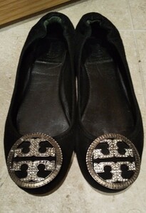 Tory Burch トリーバーチ 黒 パンプス 5半 M サイズ約２２センチ 美品 完売品 定価98000円 伊勢丹新宿店にて購入