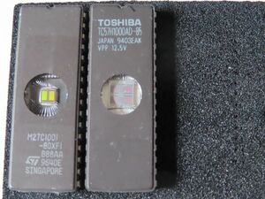 【機器取外品】EP-ROM 1Mbit STマイクロ M27C1001／東芝 TC57H1000AD 