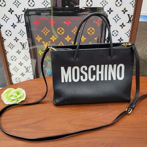MOSCHINO　ブラック　ロゴ　可愛い　ハンドバッグ　ショルダー　ミニトート