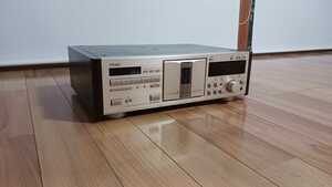 ☆美品☆　TEAC ティアック カセットデッキ V-7010　