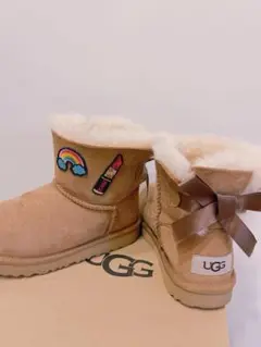 ugg キッズ　ムートンブーツ　18.5cm⭐︎レア