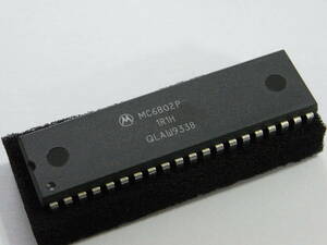 ★ MOTOROLA社製 Microprocessor MC6802P 未使用品 A-292 ★