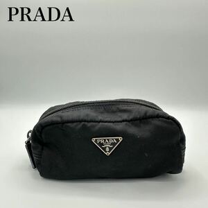 【美品】PRADA ポーチ コスメケース バッグ サフィアーノ ブラック 黒 化粧ポーチ 小物入れ ナイロン 三角プレート 