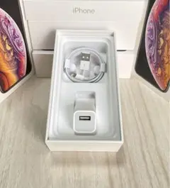Iphone充電器セット　Apple純正ACアダプタとライトニングケーブル
