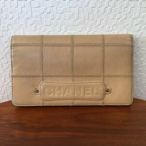 シャネル　二つ折り　長財布　チョコバー　キャビアスキン　ベージュ　CHANEL