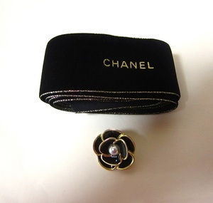 CHANEL/クリスマス限定/リボン＆チャーム/カメリア/非売品/美品/お買い得