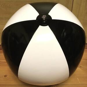 ビーチボール　日本製70cm 白×黒