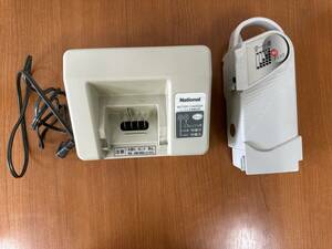 【ジャンク品】(R)Panasonic　パナソニック　NI-Hiバッテリー（NKY200B02）＆充電器（NKJ021A）セット
