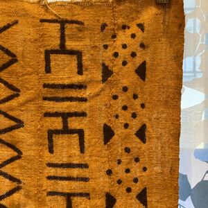 ハンドクラフト マリ共和国 泥染 マルチカバー ボゴランフィニ イエロー系 アフリカ 布 雑貨