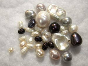 159-9淡水真珠両穴&アコヤ真珠片穴等のパールセット!小粒やスリークォーターも!ややモノトーン系!ハネもの