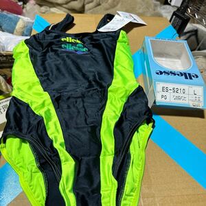 大幅値引歓迎【新品未使用】競泳 競泳水着 学生服 制服 スクール水着 衣料品店 スポーツウェア スイミングスクール Lサイズ