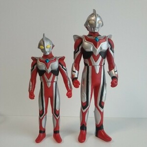 ウルトラマンネクサスジェネシス　ソフビ　2体