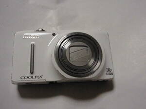 Nikon COOLPIX S9400 ホワイト デジタルカメラ 　撮影できますが現状品