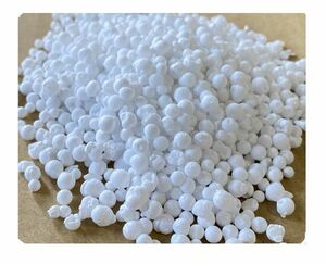 送料無料 塩化カルシウム 日本製 粒状 500g【融雪・凍結防止剤・防塵剤・除湿剤】 各サイズ選べます