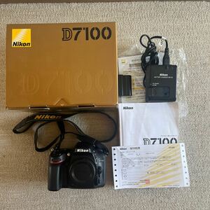 ニコン　NIKON D7100