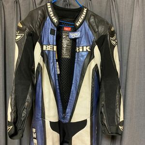 BERIK レーシングスーツ Mサイズ