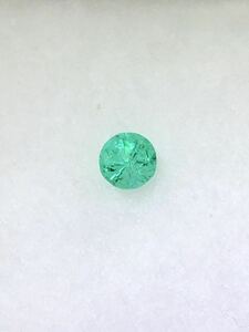 【成分分析ソ付き】【ネオン感強め】濃い緑系 パライバトルマリン 0.135ct