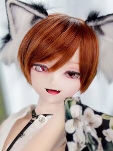 【eMO+h】DDH-09 セミホワイト肌 ソフビ盛りカスタムヘッド＋レジンアイ（難あり※説明文をご確認下さい）