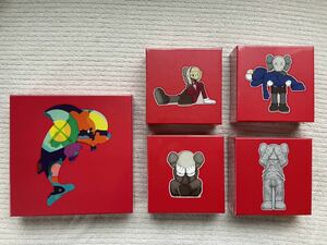 KAWS TOKYO FIRST パズル 全5種 セット ( 100ピース×4 1000ピース×1 未開封 カウズ 限定販売品 アート art )