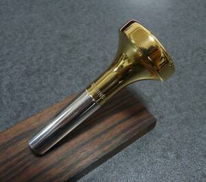 VINTAGE REMINGTON MOUTHPIECE CONN MINT