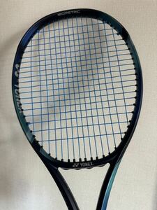 現行品 YONEX Ezone 98 2022年モデル　テニスラケット 97-T10 昨年購入テストのみ　超美品！