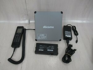 ▲ア 16099※保証有 docomo ドコモ ワイドスターII 衛星可搬端末 01 ハンドセット / アダプタ / 衛星電池パックおまけ付