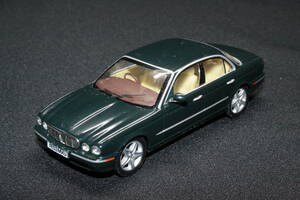 【特注!】Ж Vanguards 1/43 JAGUAR ジャガー XJ6 X350 2003 British Green 緑 ヴァンガーズ LLEDO Ж Daimler Sovereign XJ XJR XJ12 XJ8