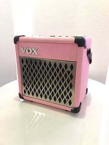 ☆VOX(ヴォックス) ギターアンプ DA5　限定色ピンク 純正ACアダプター付属　送料無料！