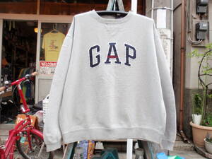 ビンテージ　GAP（ギャップ）/オールドギャップ　グレー色のスウェットシャツ　サイズL?