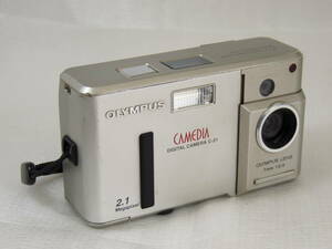 【作動良好】OLYMPUS CAMEDIA C-21 単三電池駆動オールドデジカメ 1999年8月発売 214万画素