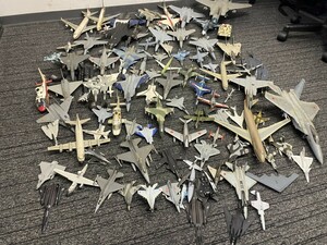 A3　戦闘機　飛行機　軍用機　航空機　プラモデル　まとめて　大量　完成品　22-8815　等　おもちゃ　ホビー　現状品