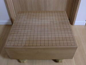 中古品・囲碁盤５０号日向特製本蛤碁石セット☆碁盤の厚み約１４ｃｍ重厚