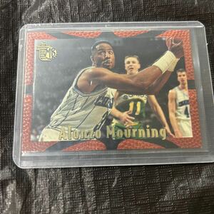 NBA 1995 Topps Embossed Alonzo Mourning Charlotte Hornets No.12