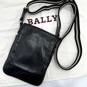 美品 BALLY バリー トレインスポッティング メッセンジャー ショルダー サコッシュ ストライプ スクエア メンズ レザー 本革 ブラック 黒