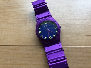 美品レベル MARC BY MARC JACOBS マークバイマークジェイコブス パープル×ネイビー MBM3514 純正SSブレス クオーツ 腕時計