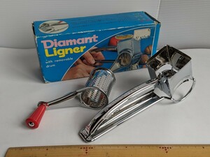 昭和レトロ　チーズカッター　チーズグレーター　ダイヤモンドリナー　回転式チーズ削り器　アンティーク DIAMOND LIGNER クロームメッキ