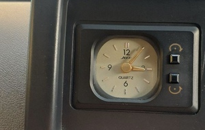 廃盤品　JA11ジムニー　純正オプション　時計