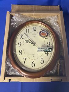 シチズン/CITIZEN　掛け時計　ネムリーナクララ　電波時計　木製　サイレントステップ秒針（夜秒針停止）定価12,000円 茶色