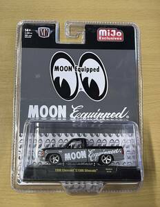 送料360円より　M2 Machines x MOONEYES 1990 Chevrolet C1500 Silverado