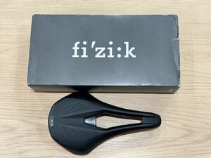 ■超美品■Fizik フィジーク VENTO ARGO R3 150mm ベントアルゴ サドル ロードバイク パーツ アクセサリー P0276